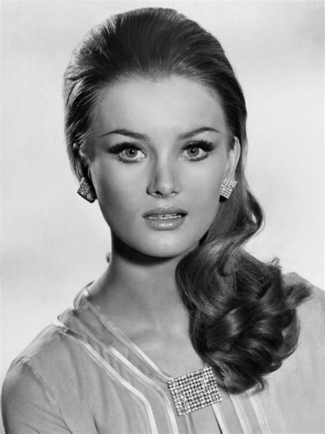 barbara bouchet